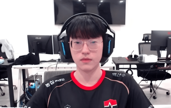 f5ed6f130d20251211102709